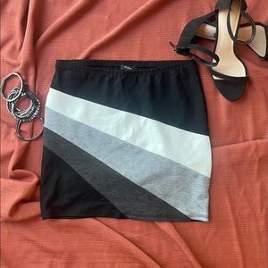 Rhapsody Back Gray & White Color Block Mini Skirt